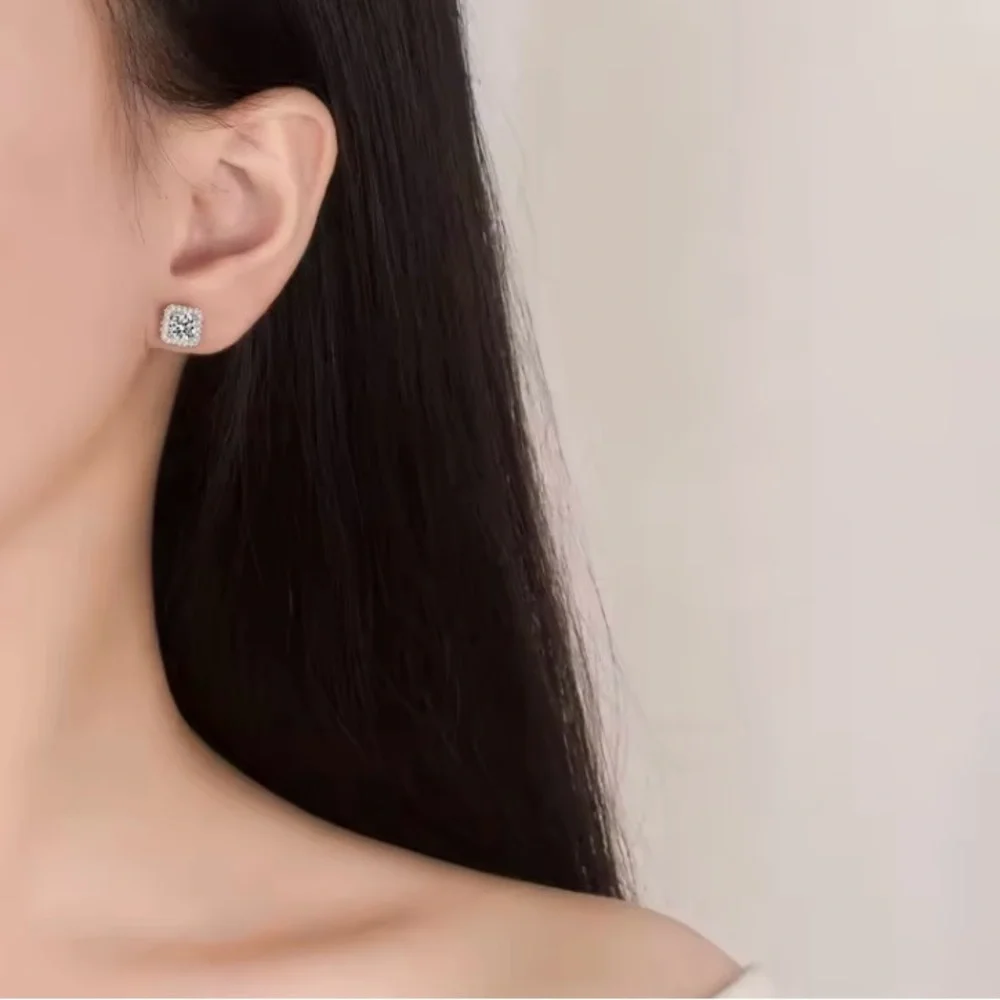 Elegant 925 Silver Jewelry Set with Crystal Accents - Picture 6 of 6